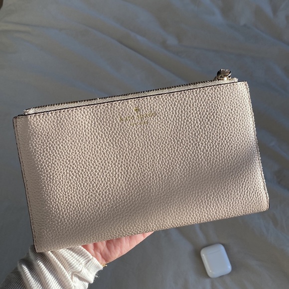 Very good condition - Kate Spade Leather Wallet - Picture 2 of 9